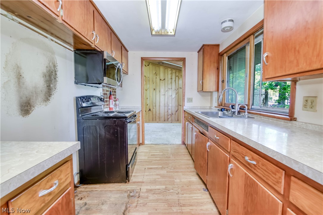 8575 Herrick Drive Chesterland OH 44026