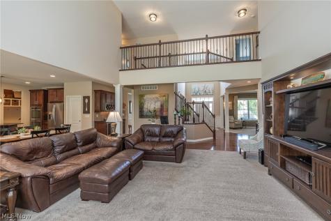 9660 Grand Oaks Trail Olmsted Twp OH 44138
