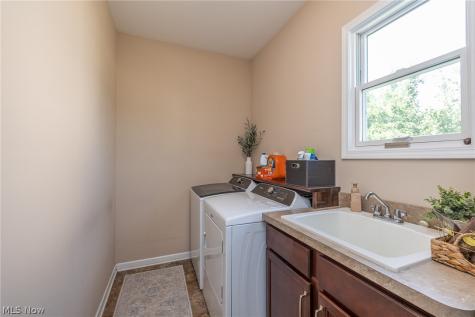 9660 Grand Oaks Trail Olmsted Twp OH 44138