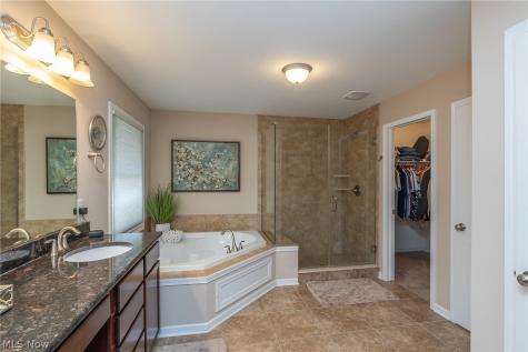 9660 Grand Oaks Trail Olmsted Twp OH 44138