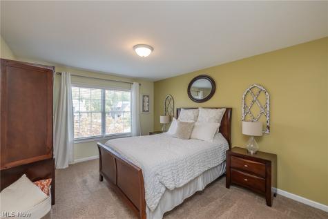 9660 Grand Oaks Trail Olmsted Twp OH 44138