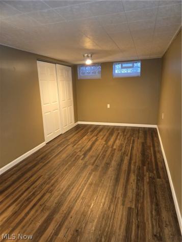 561 Crescent Drive Willowick OH 44095