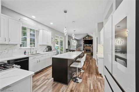 32258 Woodfield Drive Avon Lake OH 44012