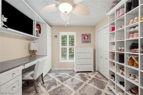 32258 Woodfield Drive Avon Lake OH 44012