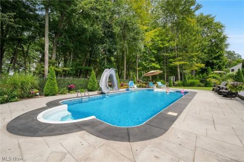 32258 Woodfield Drive Avon Lake OH 44012