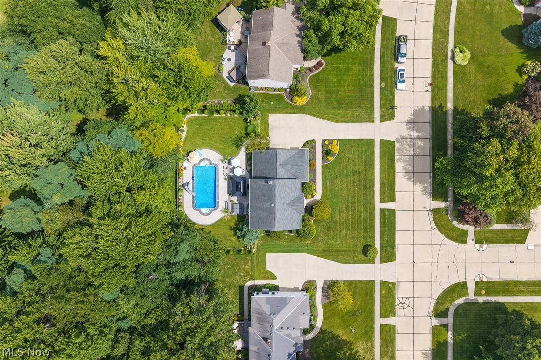 32258 Woodfield Drive Avon Lake OH 44012