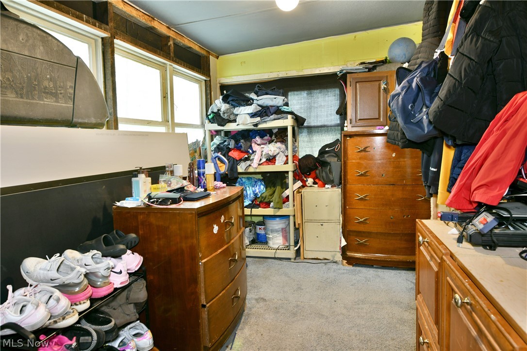 42 Dangel Avenue Akron OH 44312