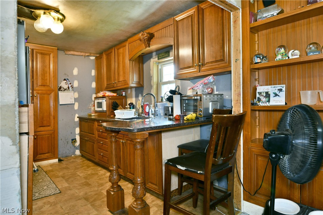 42 Dangel Avenue Akron OH 44312
