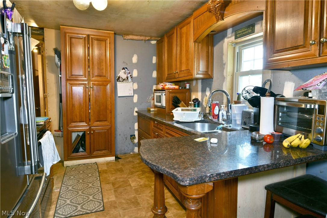 42 Dangel Avenue Akron OH 44312