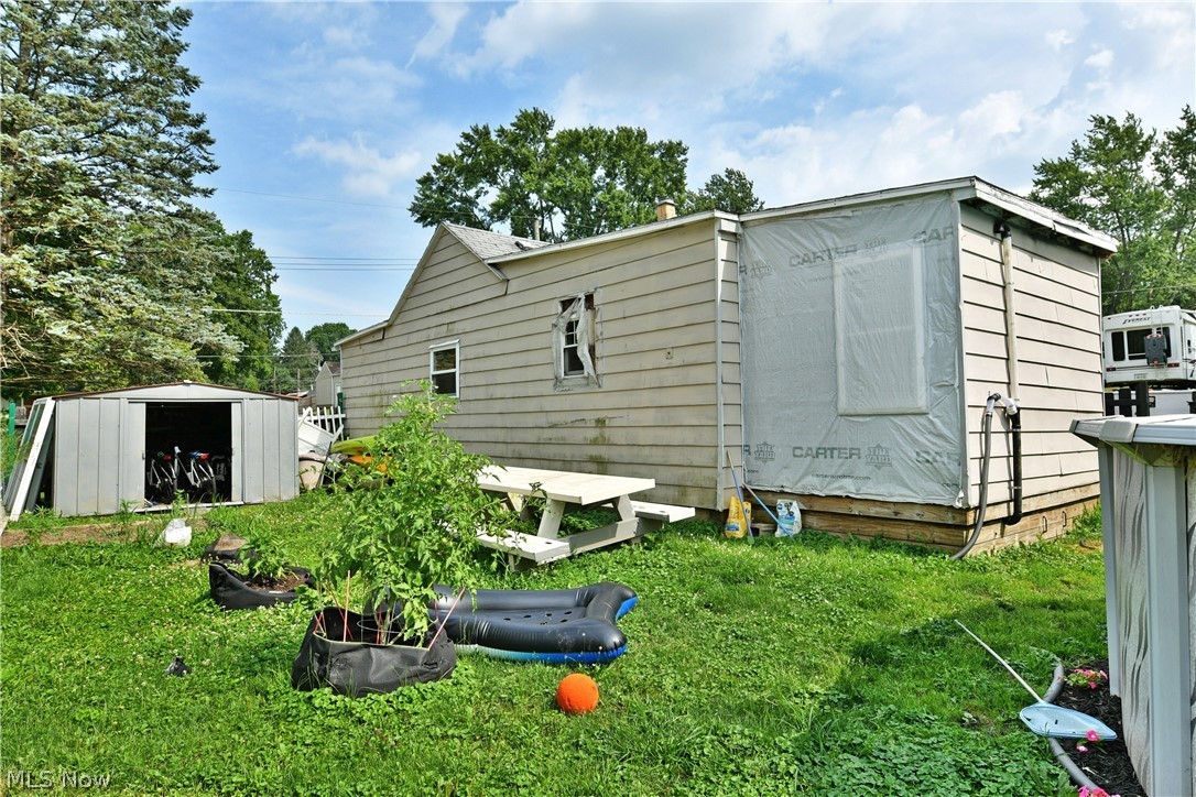 42 Dangel Avenue Akron OH 44312