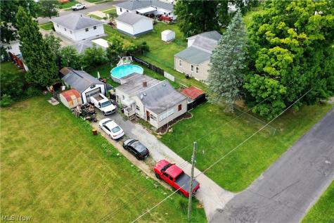 42 Dangel Avenue Akron OH 44312