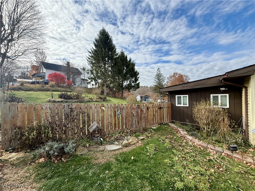 10 S Ohio Street Dellroy OH 44620