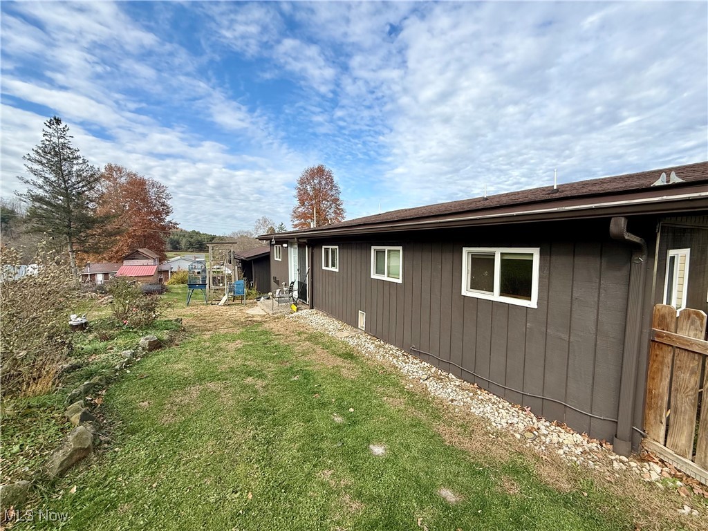 10 S Ohio Street Dellroy OH 44620