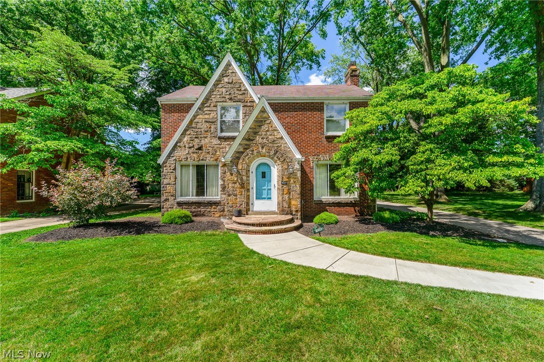 124 Danbury Drive Boardman OH 44512