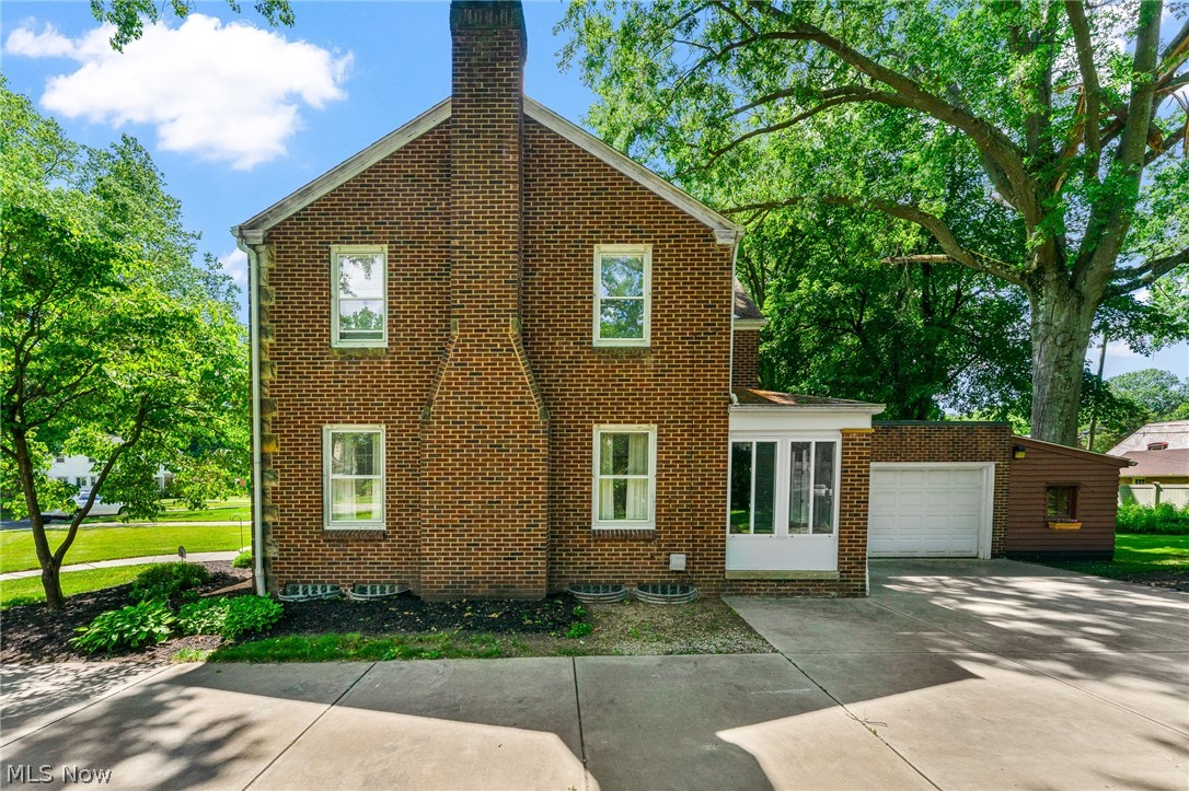 124 Danbury Drive Boardman OH 44512