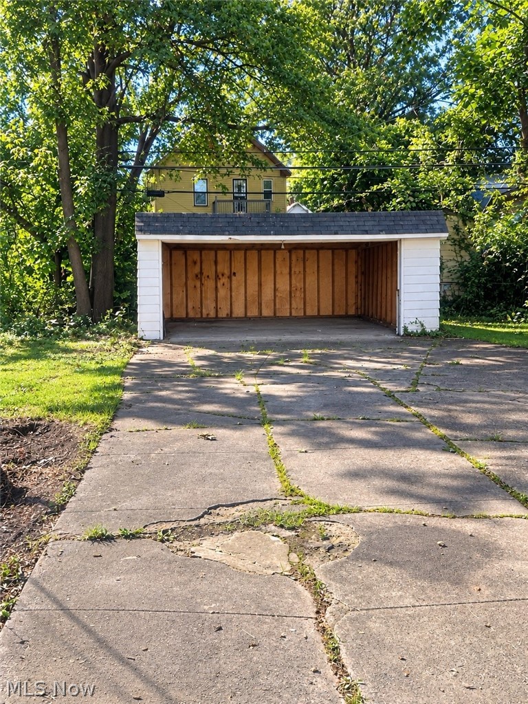 14700 Dover Avenue East Cleveland OH 44112