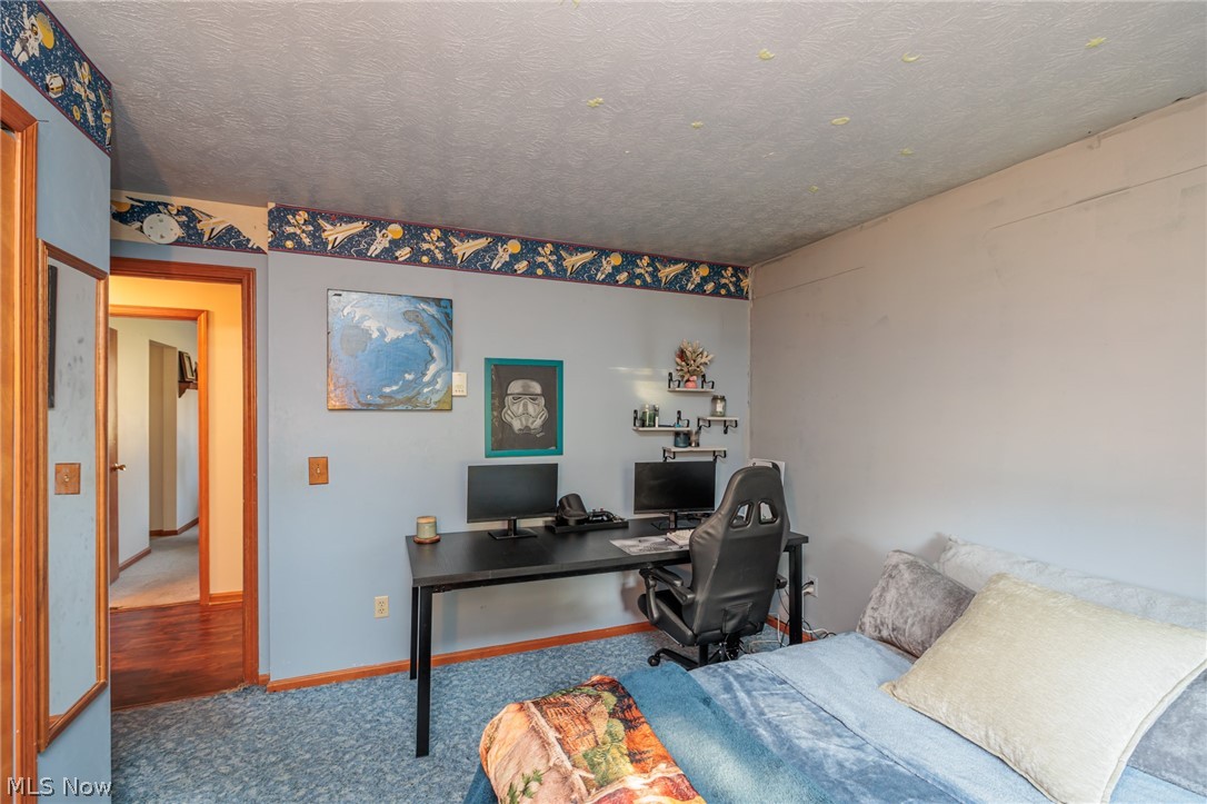 5412 Pin Oak Circle Sheffield OH 44054