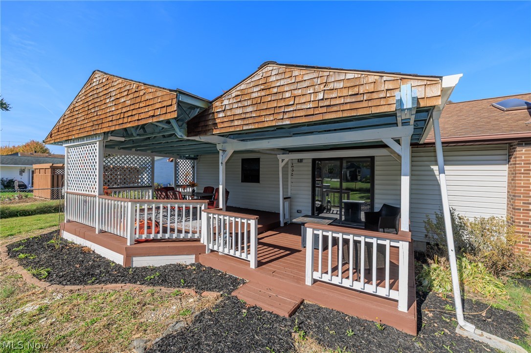 5412 Pin Oak Circle Sheffield OH 44054