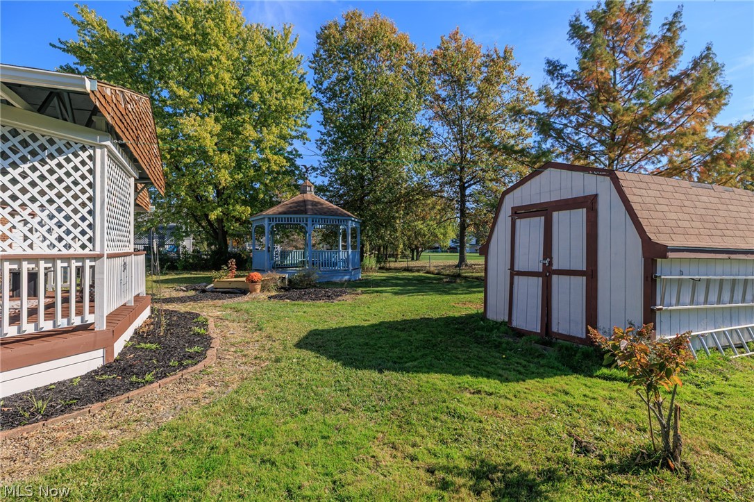 5412 Pin Oak Circle Sheffield OH 44054