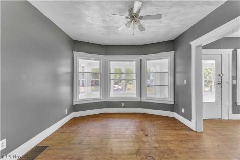 1420 E 85th Street Cleveland OH 44106