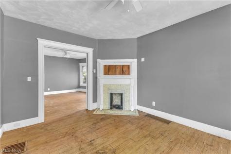 1420 E 85th Street Cleveland OH 44106
