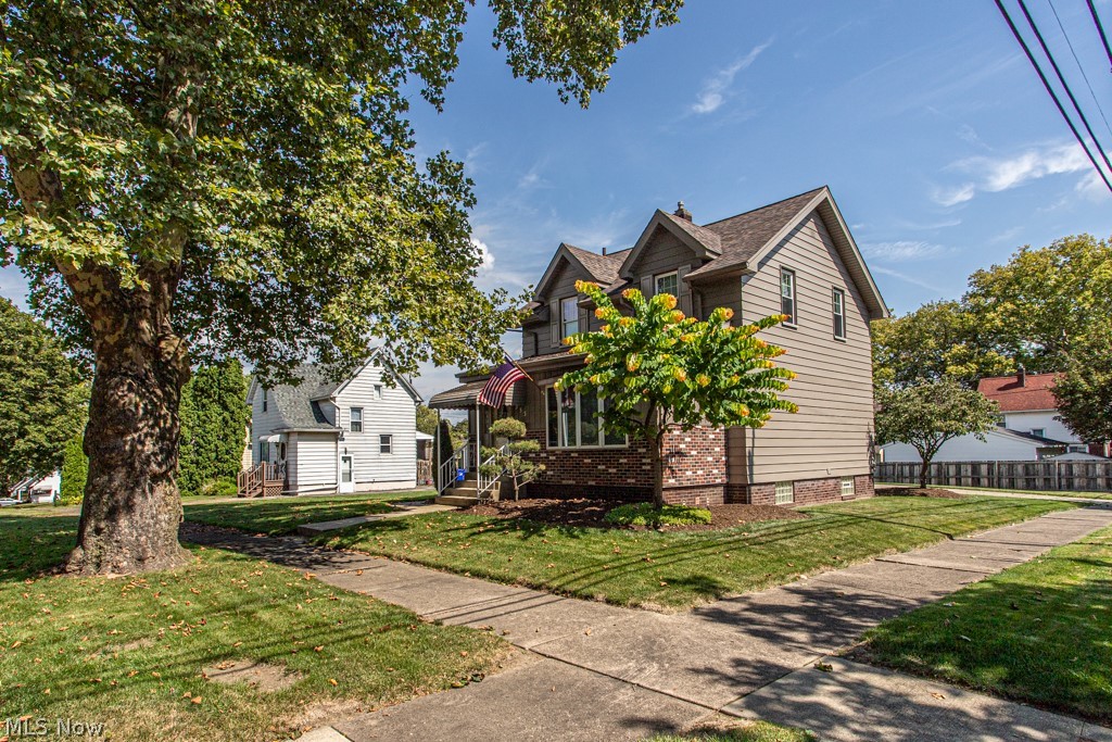 353 Grant Avenue Mcdonald OH 44437