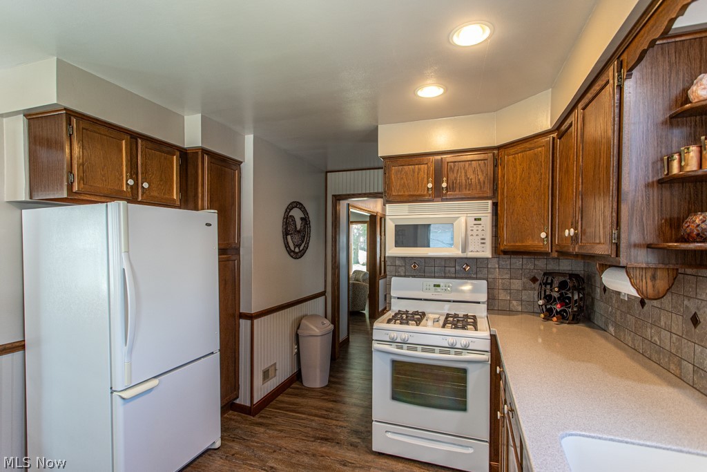 353 Grant Avenue Mcdonald OH 44437