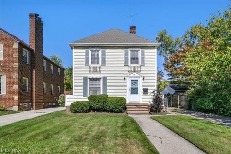 14912 Fernway Avenue Cleveland OH 44111