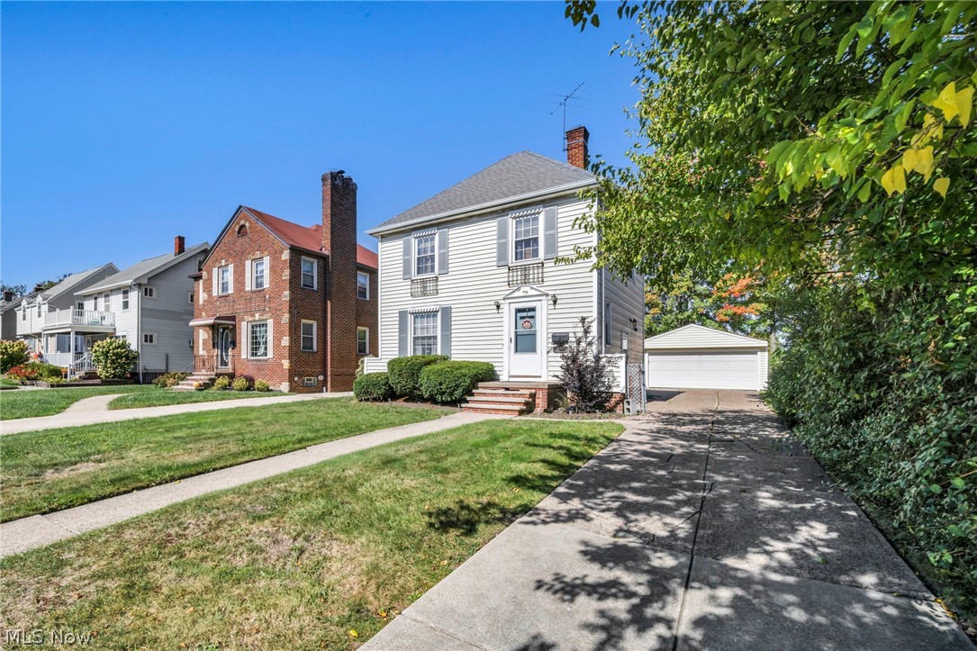 14912 Fernway Avenue Cleveland OH 44111