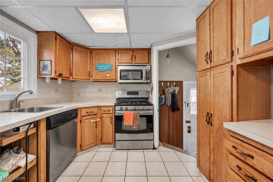 14912 Fernway Avenue Cleveland OH 44111