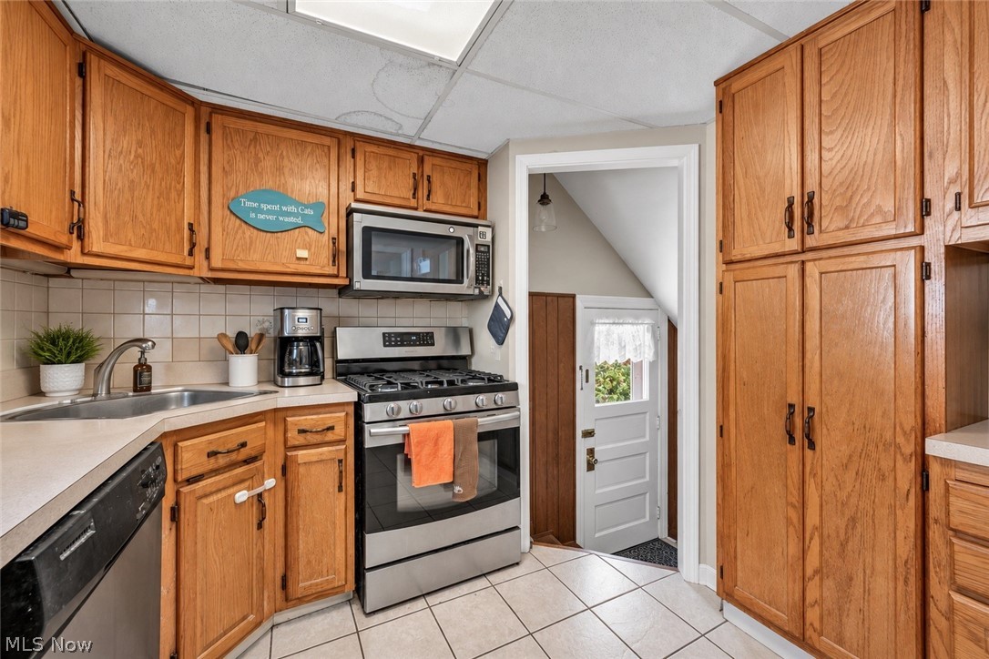 14912 Fernway Avenue Cleveland OH 44111