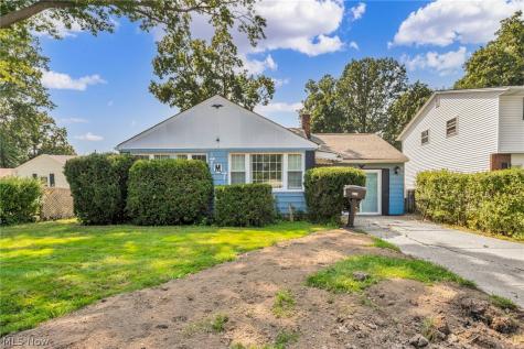 1002 E 331st Street Eastlake OH 44095