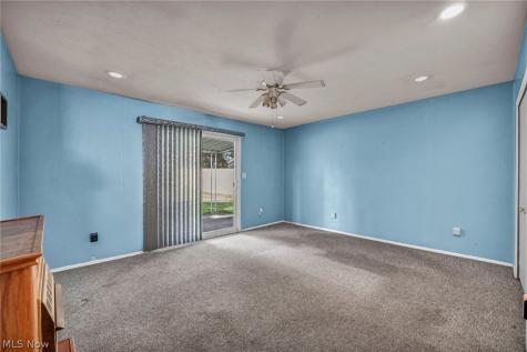 1002 E 331st Street Eastlake OH 44095