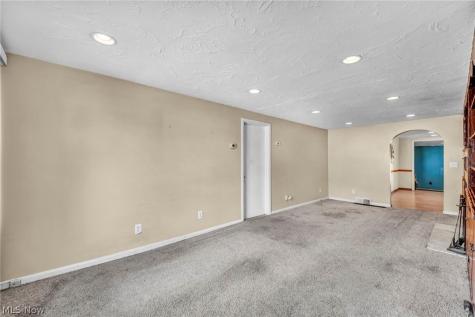 1002 E 331st Street Eastlake OH 44095