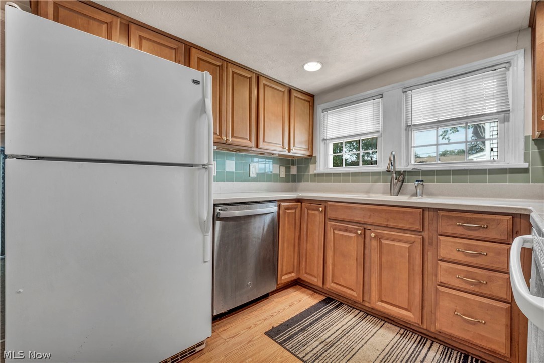 1002 E 331st Street Eastlake OH 44095