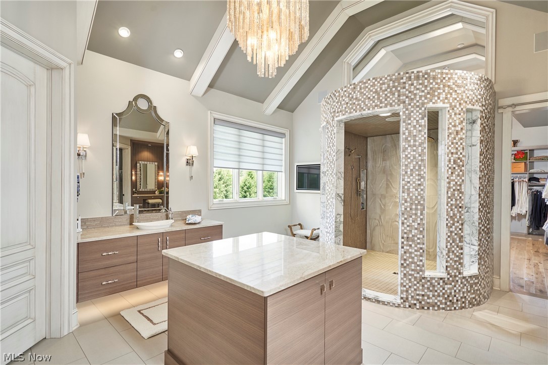 520 Arbor Falls Drive Sharon OH 44281
