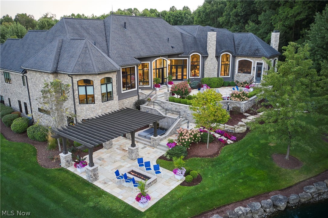 520 Arbor Falls Drive Sharon OH 44281