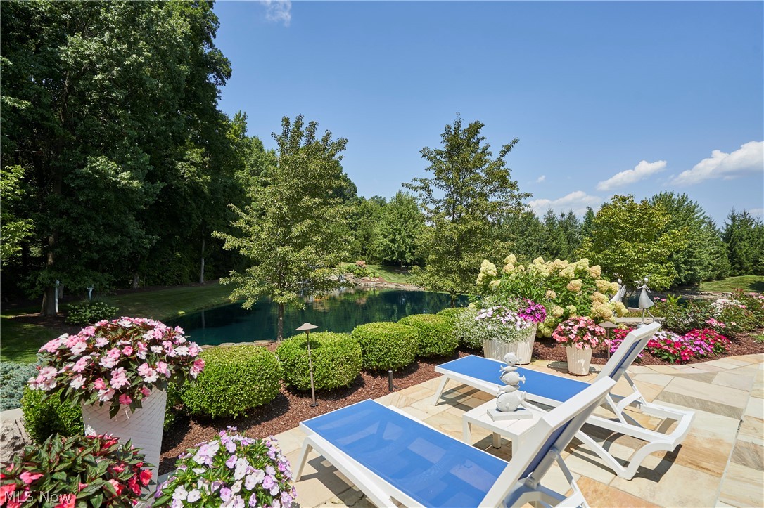 520 Arbor Falls Drive Sharon OH 44281