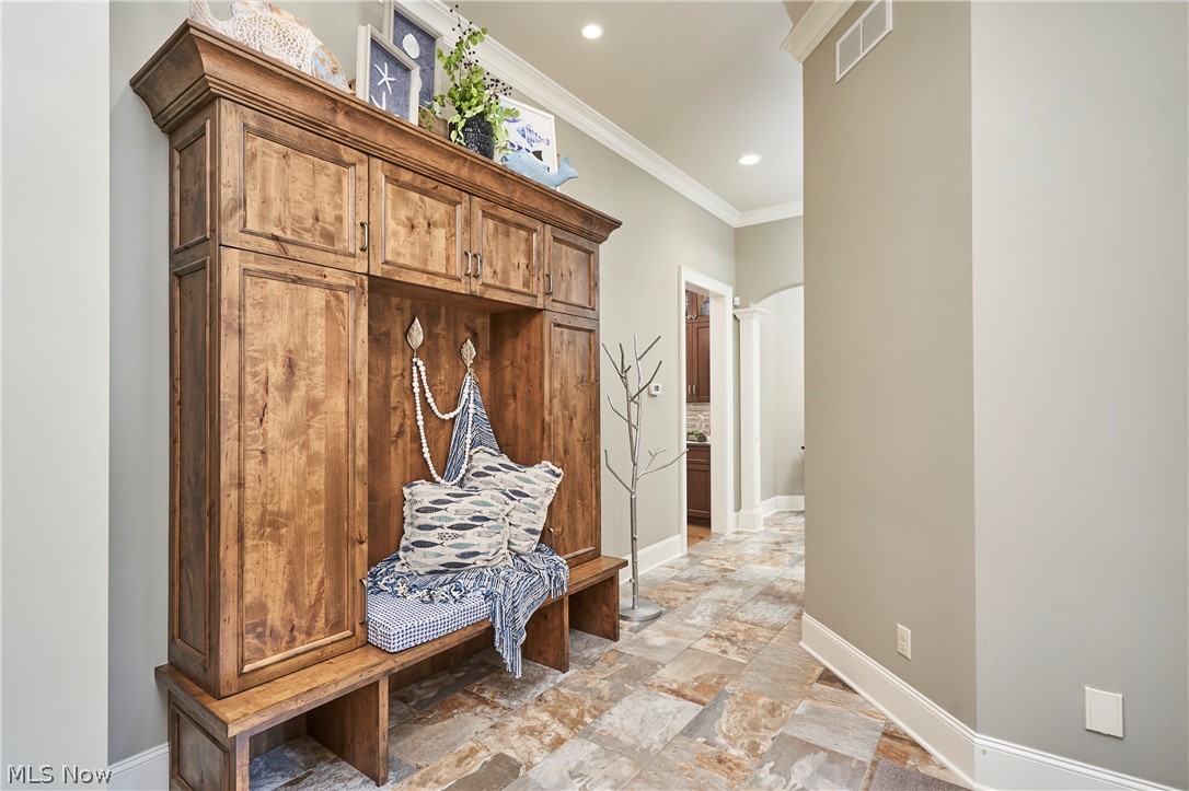 520 Arbor Falls Drive Sharon OH 44281
