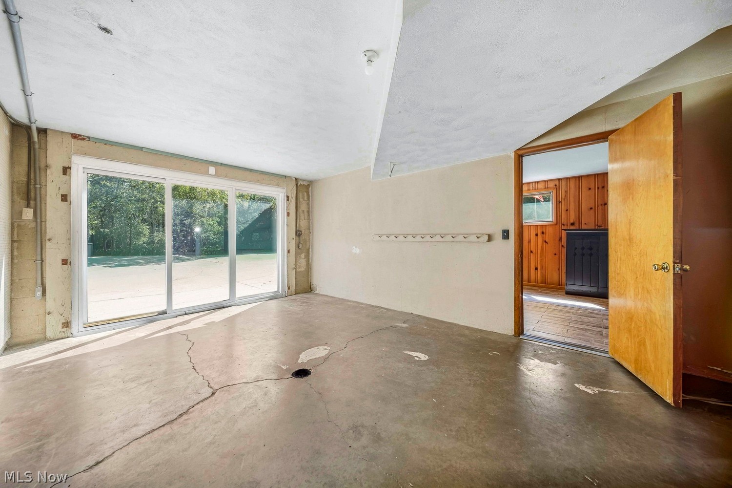 808 Abington Road Akron OH 44312