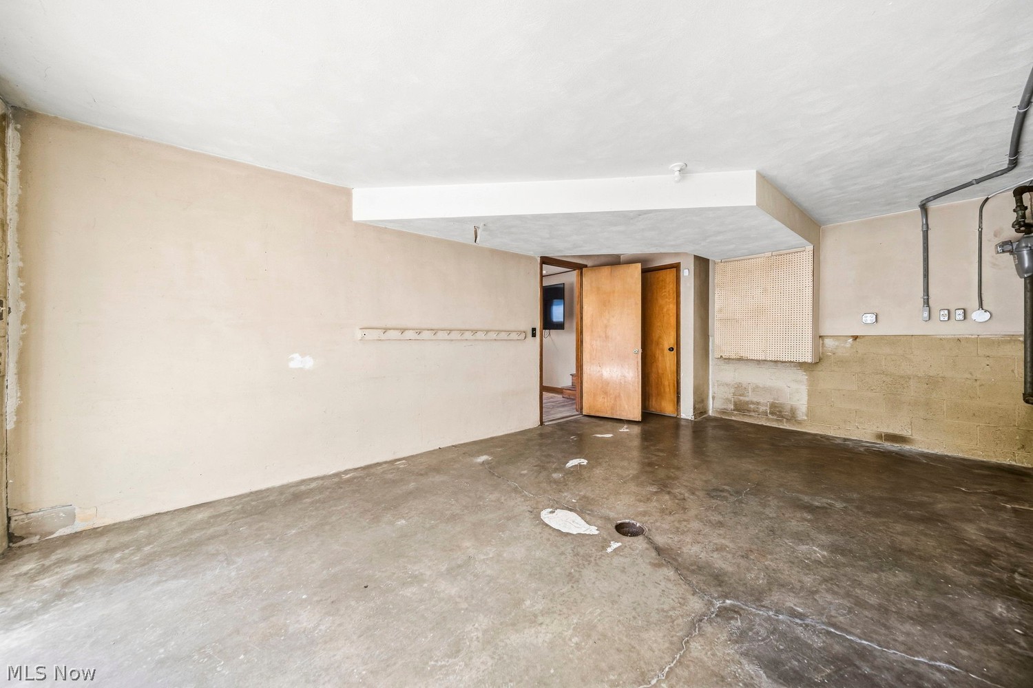 808 Abington Road Akron OH 44312
