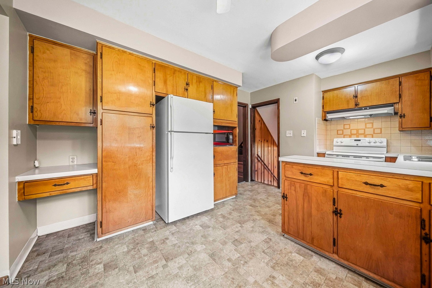 808 Abington Road Akron OH 44312