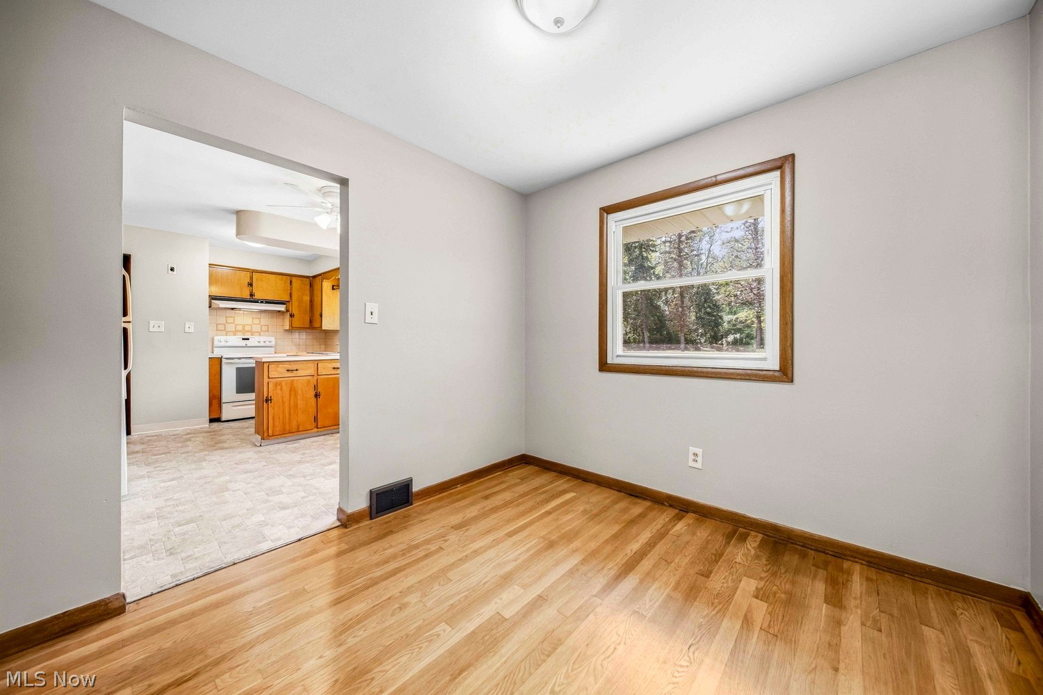 808 Abington Road Akron OH 44312