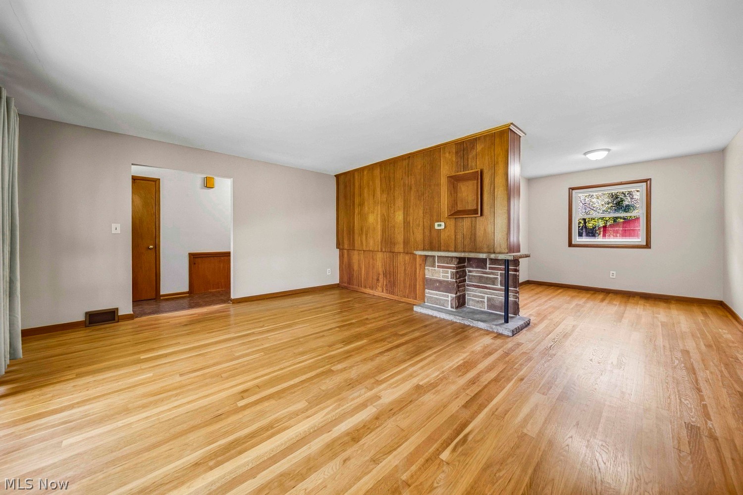 808 Abington Road Akron OH 44312