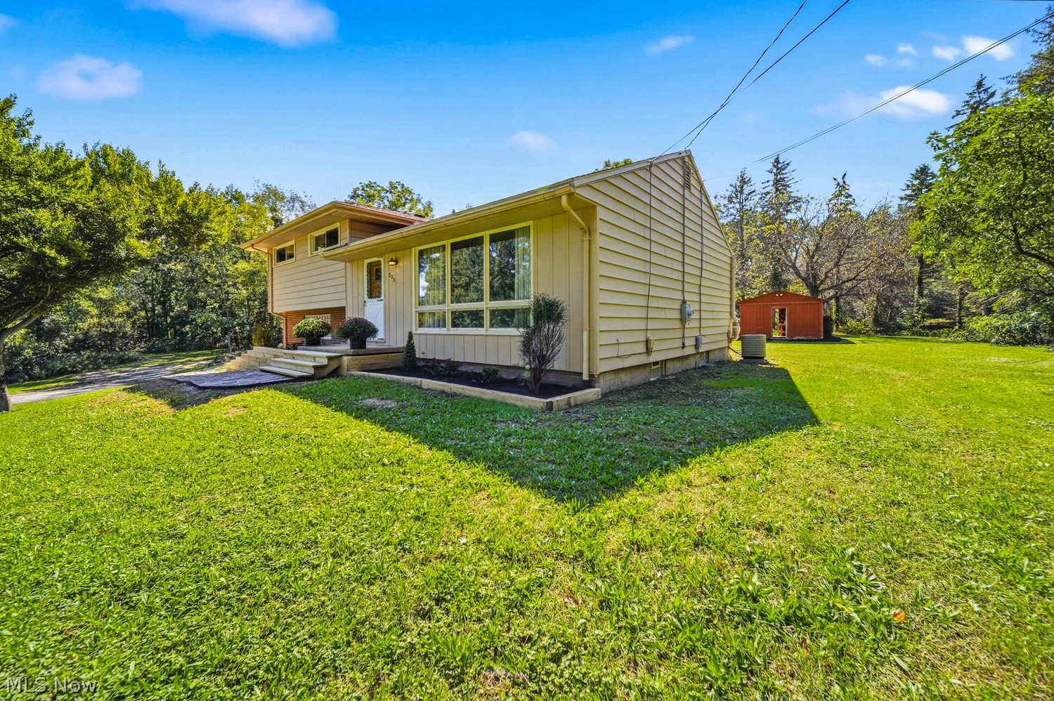 808 Abington Road Akron OH 44312