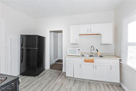 4115 E 141st Street Cleveland Heights OH 44128