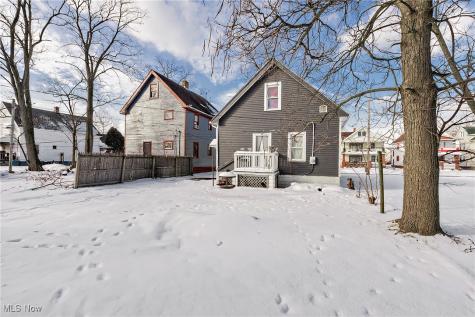4115 E 141st Street Cleveland Heights OH 44128