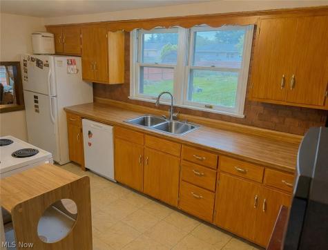 4715 New Road Youngstown OH 44515