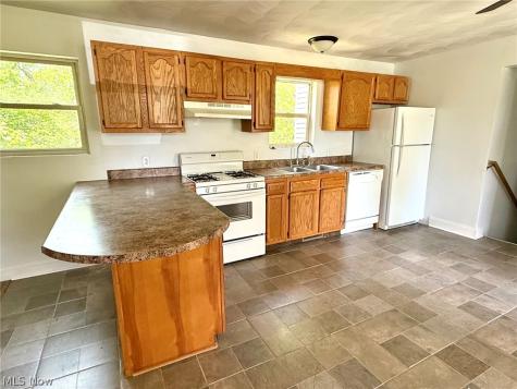 210 W Spring Street Marietta OH 45750