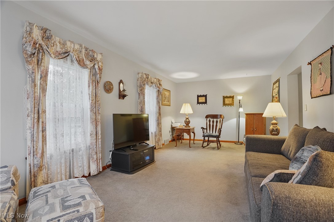 2655 Archwood Place Cuyahoga Falls OH 44221